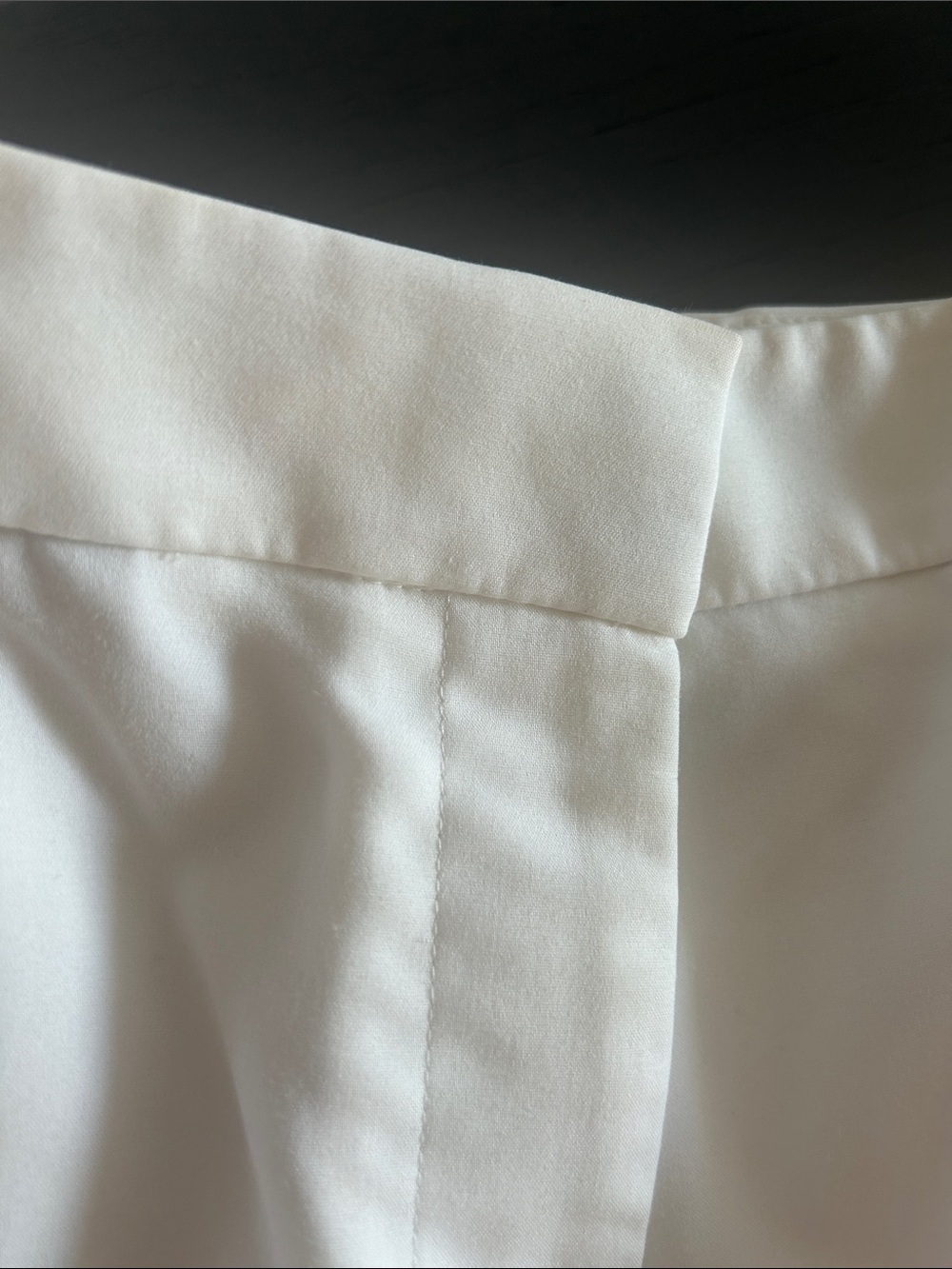White House Black Market White Classic Bermuda Shorts - Picture 7 of 7